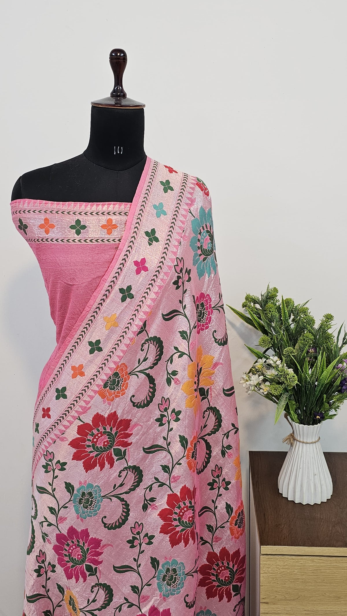Handwoven Pure Tusser Pink Georgette Khadi Saree